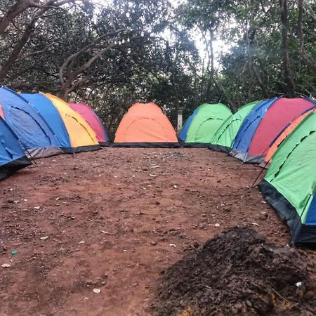 Hilltone Veg Non Veg Matheran Hotel Buitenkant foto